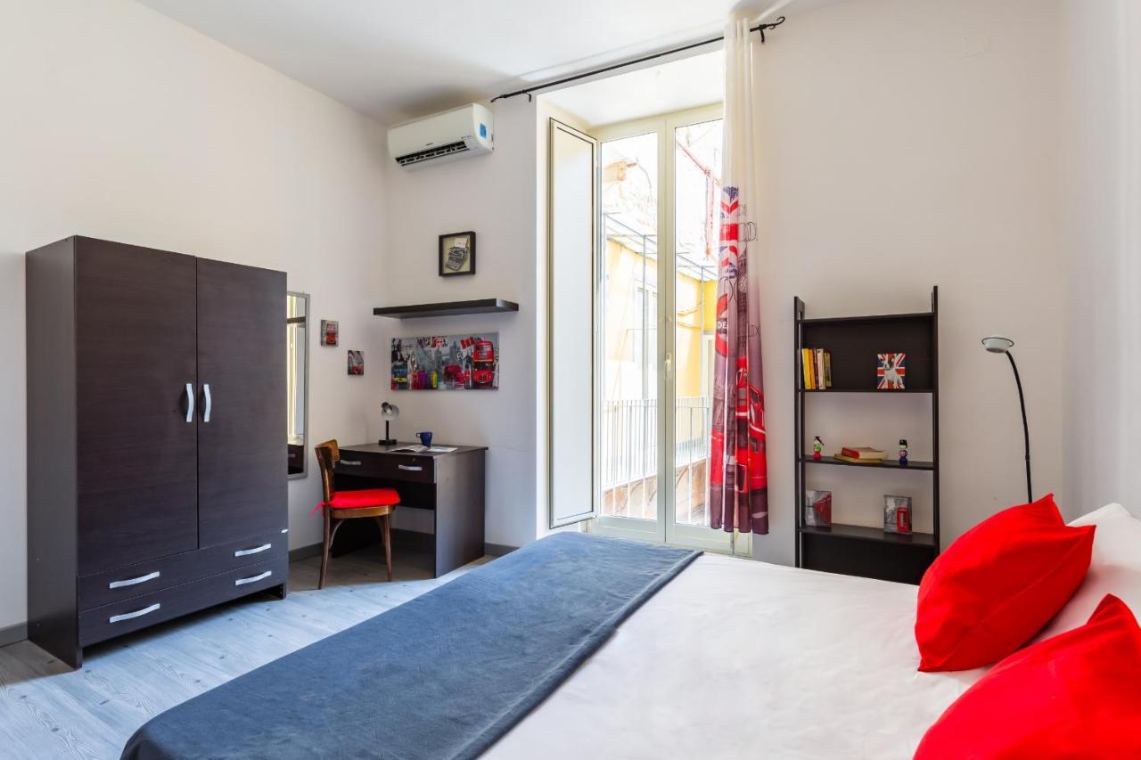 Sansevero Family Apartment By Wonderful Italy Naples Exterior photo